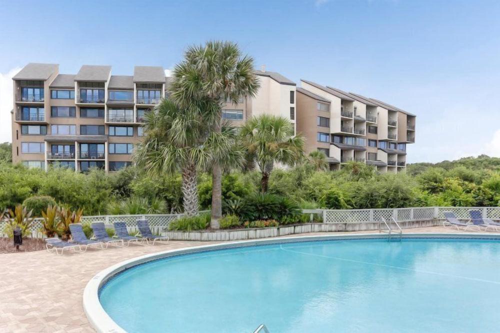1127 Beach Walker photo 37