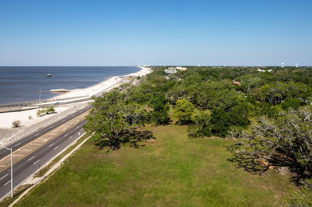 DoubleTree by Hilton Hotel Biloxi photo 52