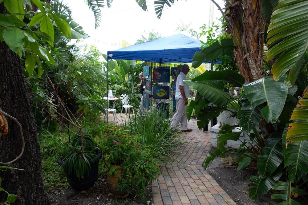 Manatee Palms photo 94