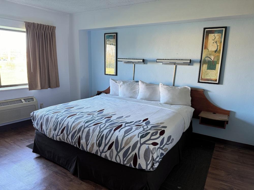 Sycamore Suites photo 38