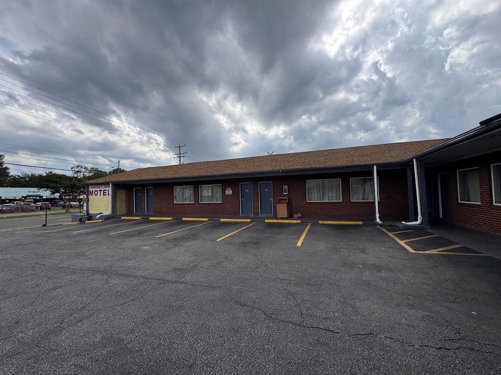 Chamberlayne Motel by Belvilla Richmond North photo 11