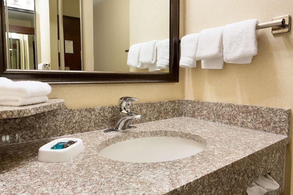 Drury Inn & Suites Joplin photo 17