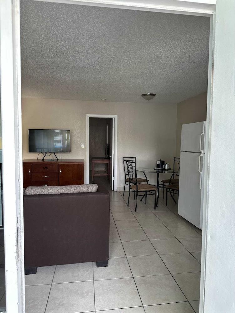 Clearwater Suites photo 16