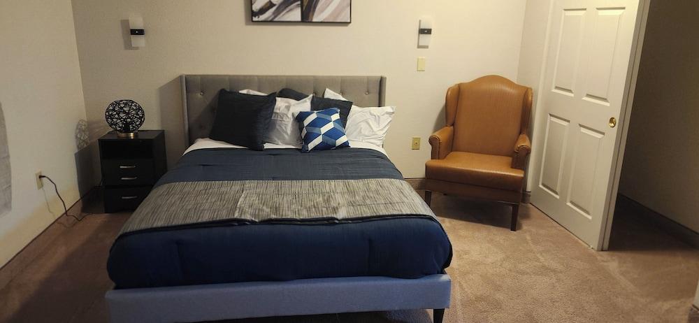 The Enchanted Suites & Residence photo 6