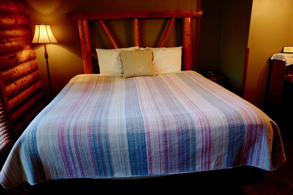 Sumas Mountain Lodge photo 31