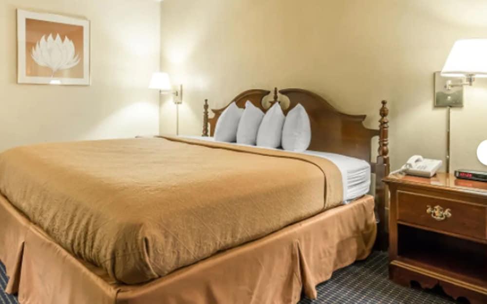 Quality Inn Somerset photo 13