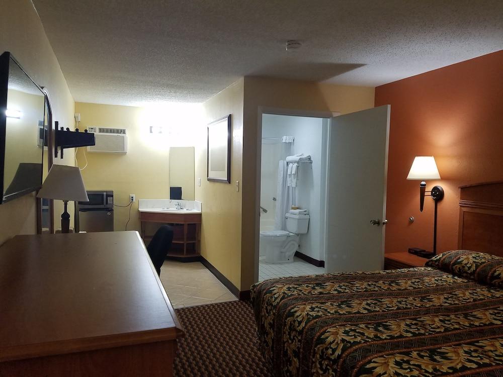 Budget Inn photo 9