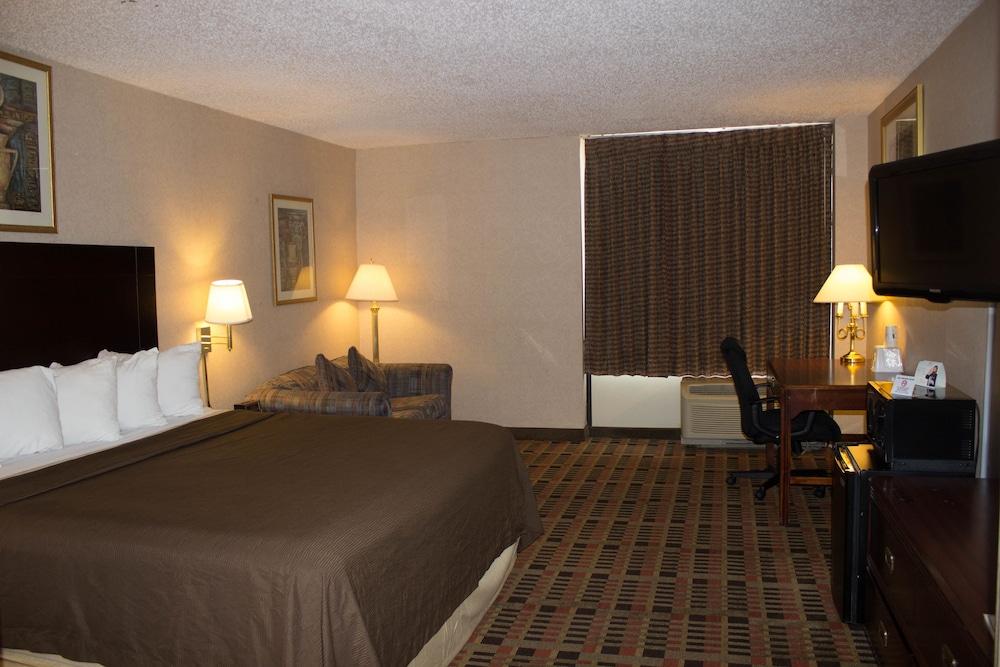 Days Inn by Wyndham Amarillo East photo 2