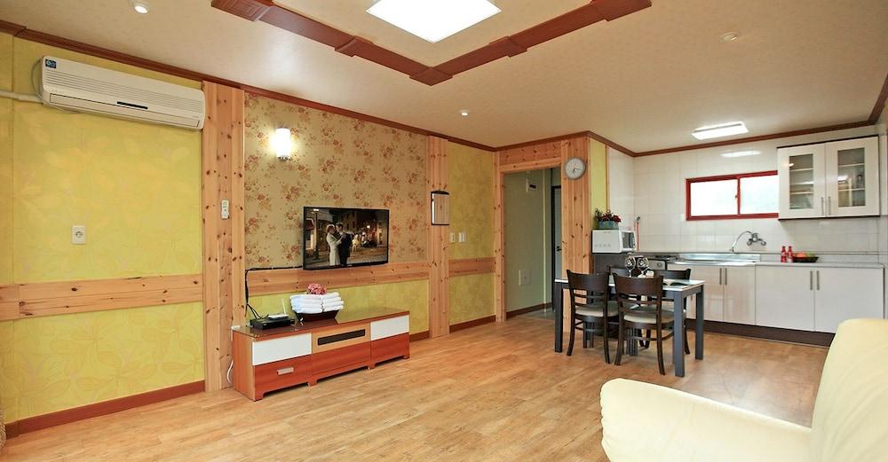 Beach Plum Resort photo 11