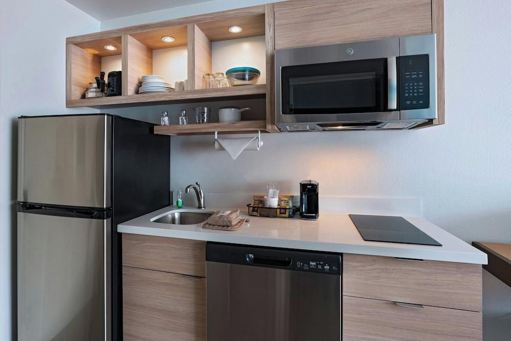 Towneplace Suites By Marriott photo 12
