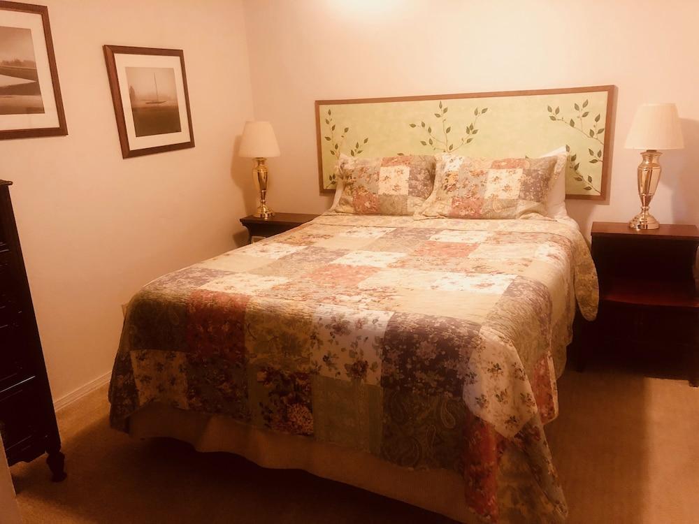 Driftwood Inn and Seaside Lodges photo 5