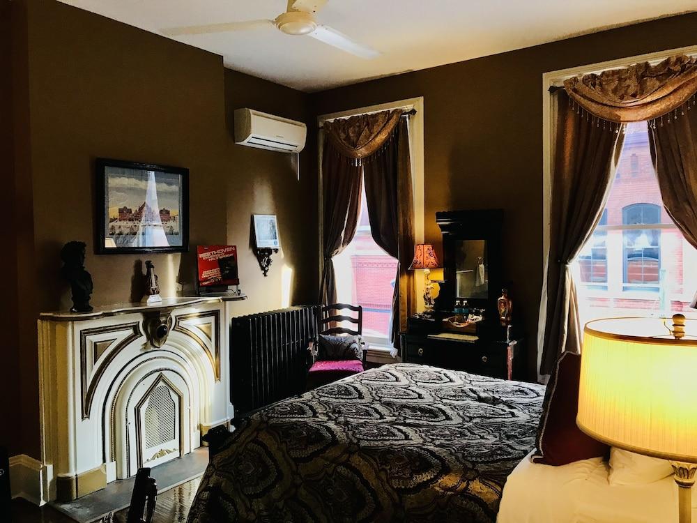 Symphony Hotel & Restaurant photo 10
