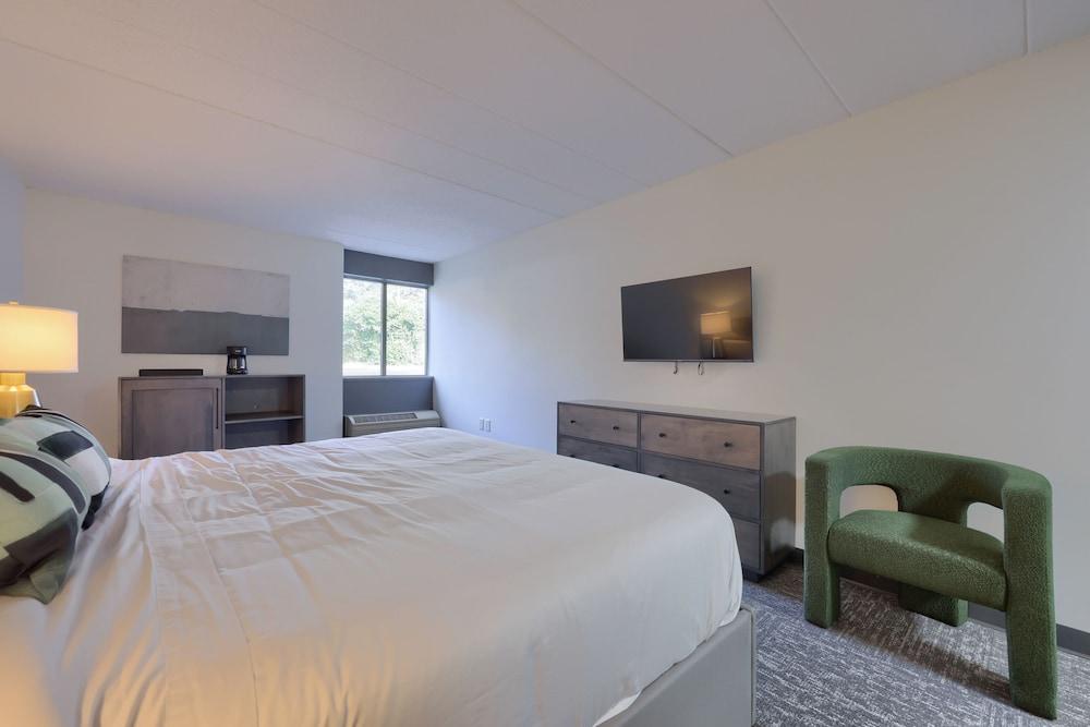 Lititz Pointe Inn and Suites photo 15
