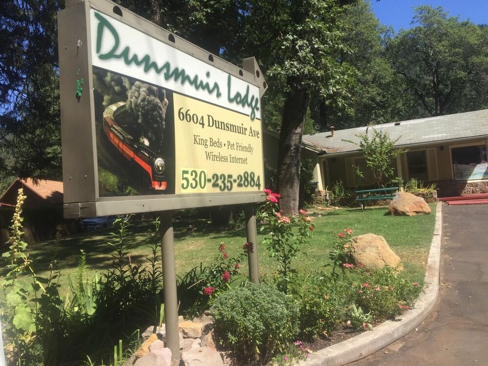 Dunsmuir Lodge photo 63
