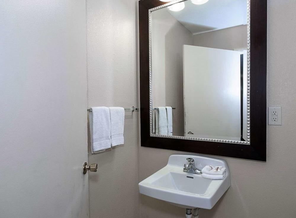 Extended Stay - Ormond Beach photo 23