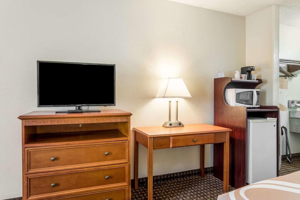 Quality Inn Battleboro - Rocky Mount photo 17