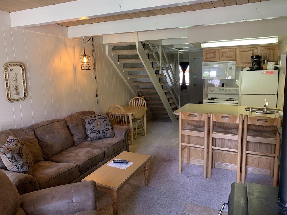 Auslander Condominiums photo 67