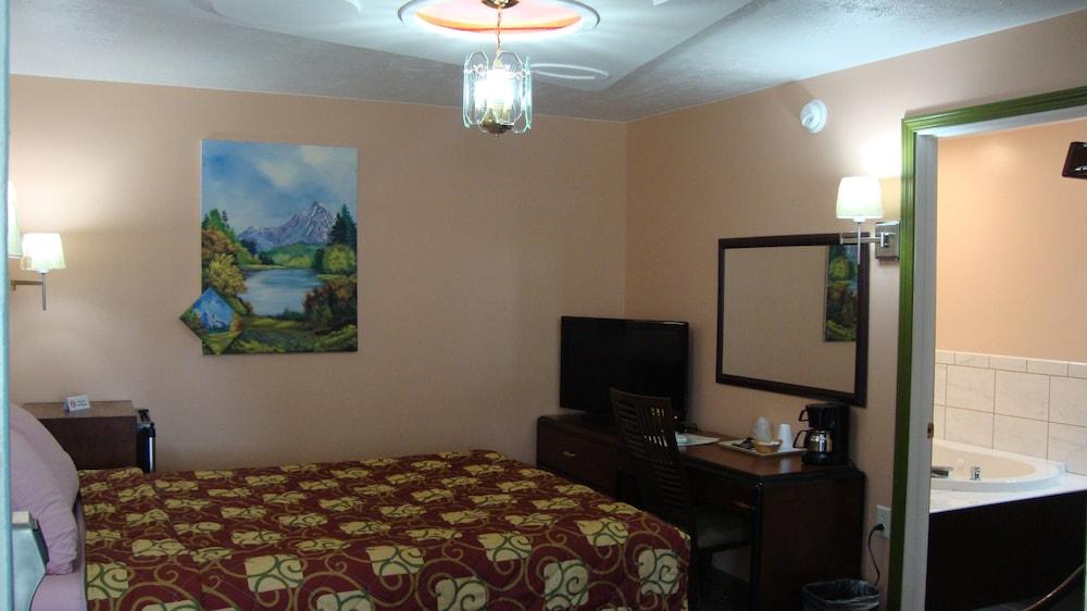 Pinconning Trail Inn Motel photo 4
