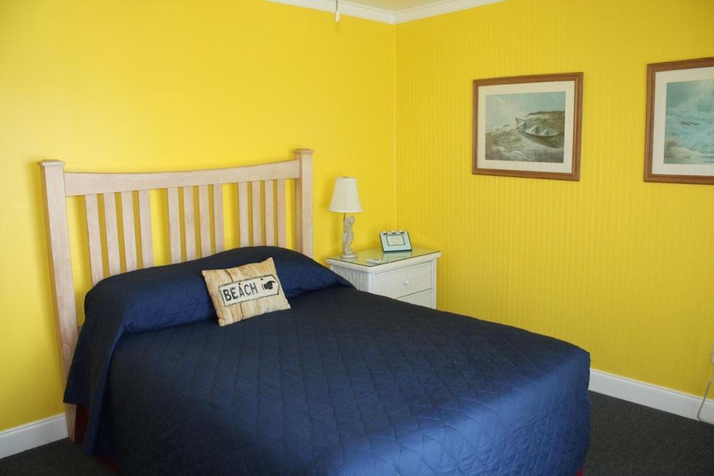 Barefoot Bay Resort & Marina photo 16