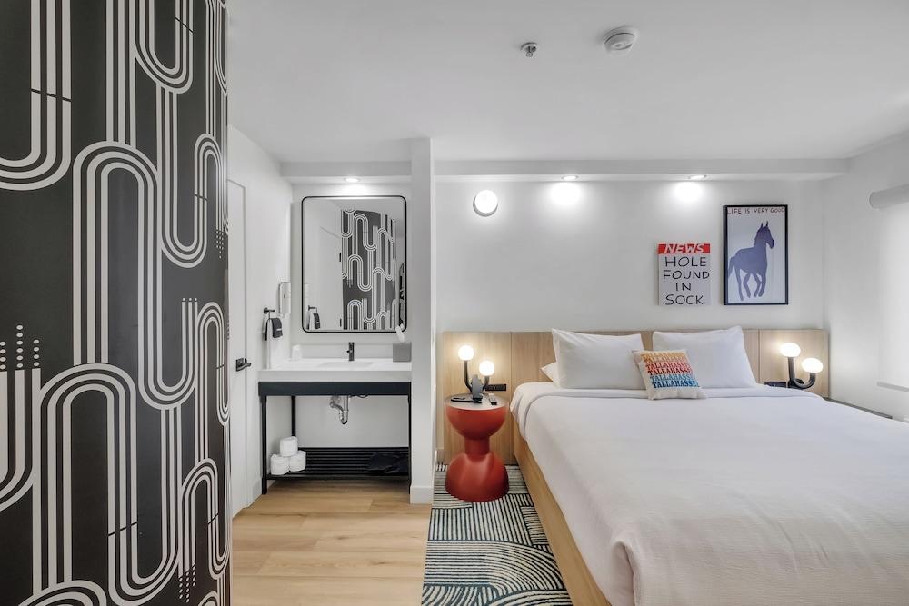 BOB Hotels Tallahassee - Boutique on Budget photo 45