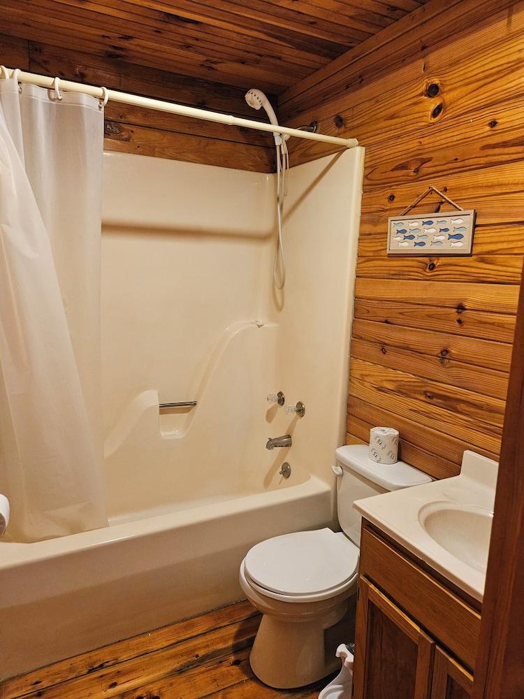 Riverview Cabins photo 8