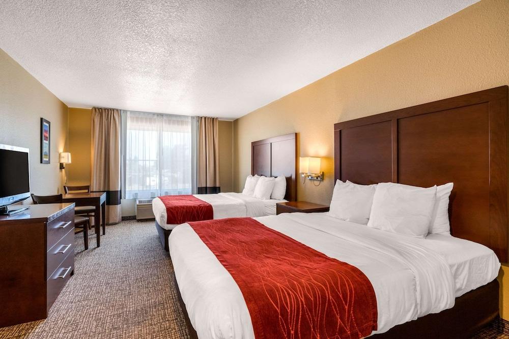 Comfort Inn Lathrop - Stockton Airport photo 2