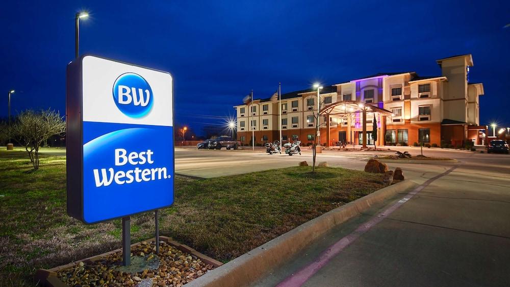 Best Western Giddings Inn & Suites photo 10