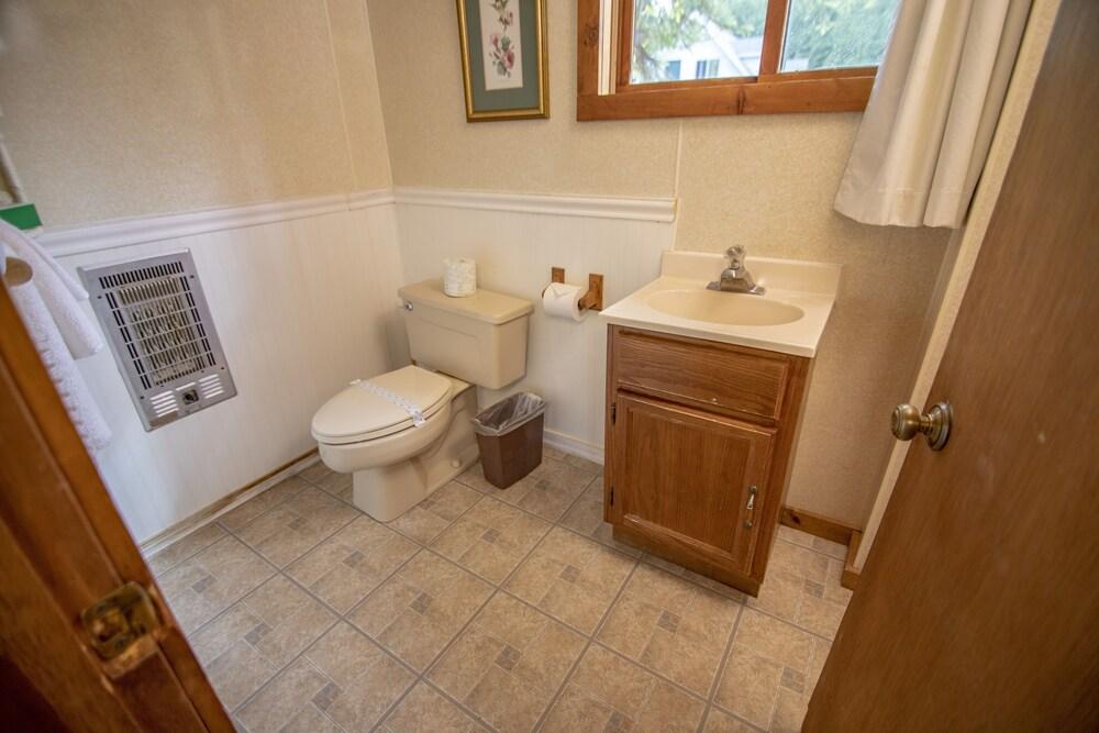 Ridges Inn & Suites photo 11