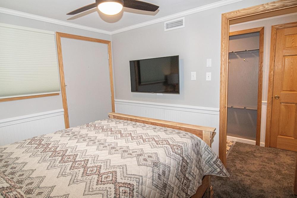 Mountaintop Condos photo 6