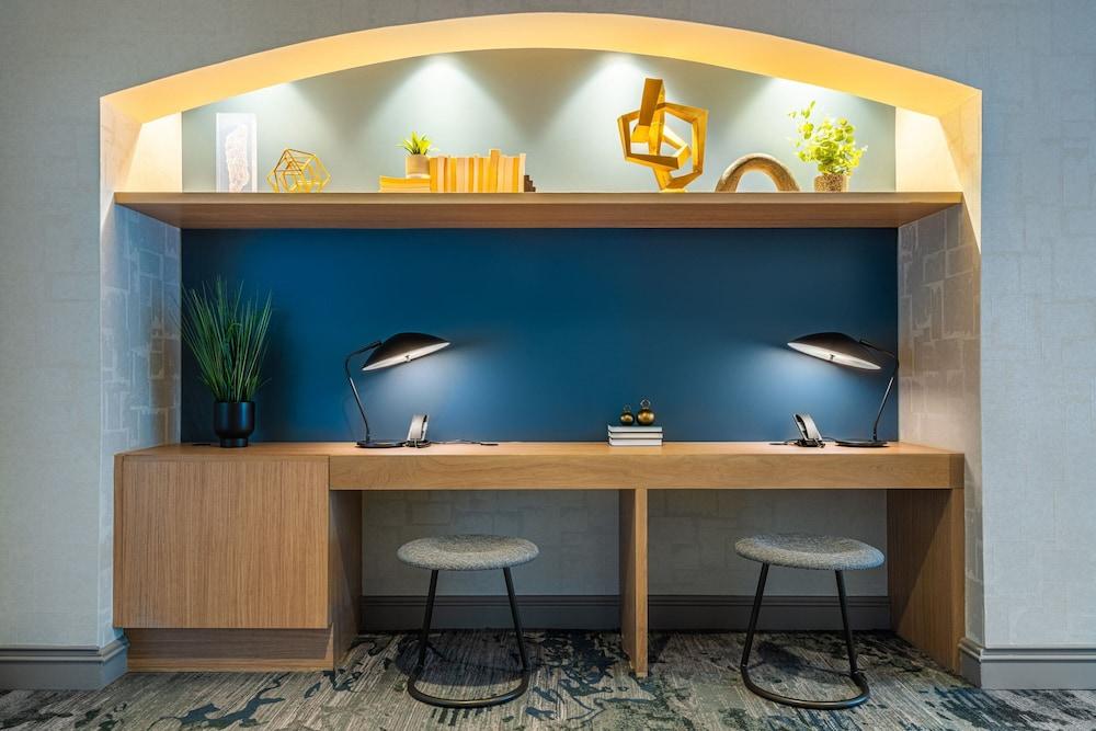 Sheraton Reston Hotel photo 25