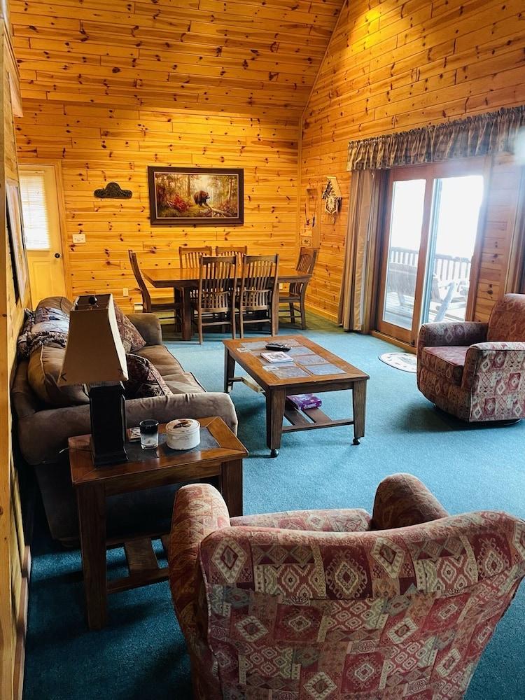 Drummond Island Resort photo 80