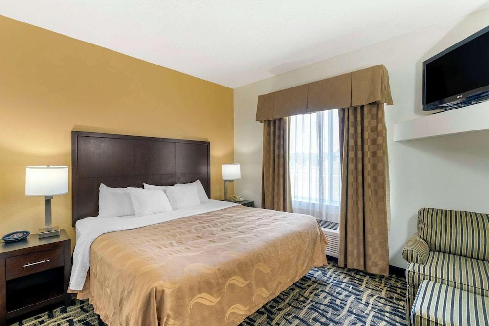 Spark by Hilton La Grange photo 14