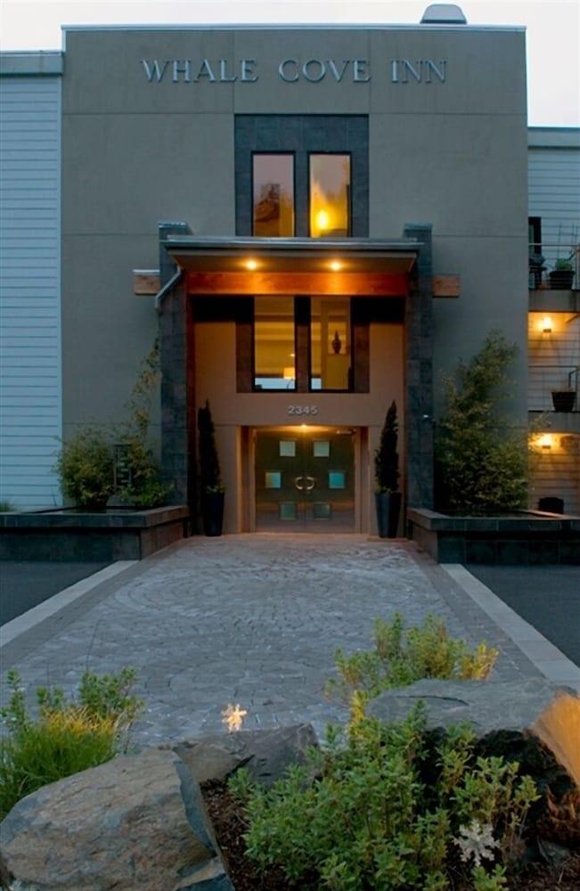 Whale Cove Inn photo 36