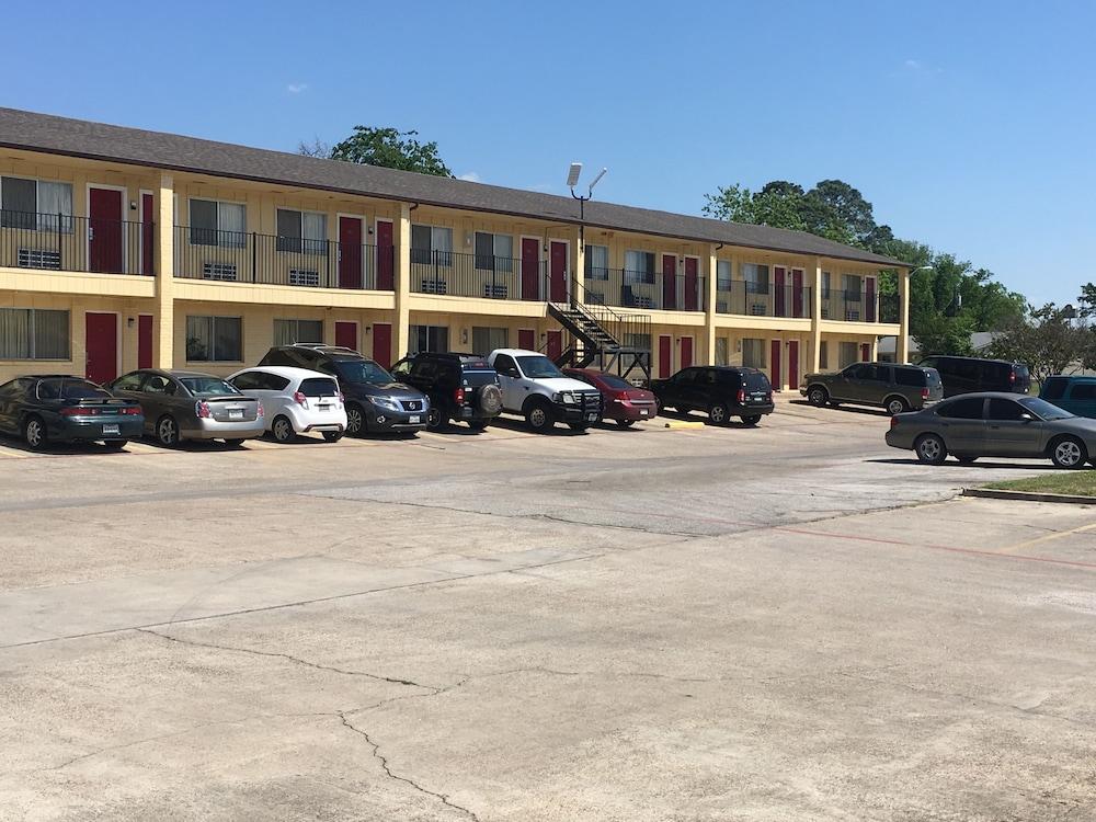 Great Western Inn & Suites photo 17
