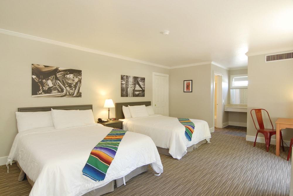Palm Canyon Hotel & RV Resort photo 55