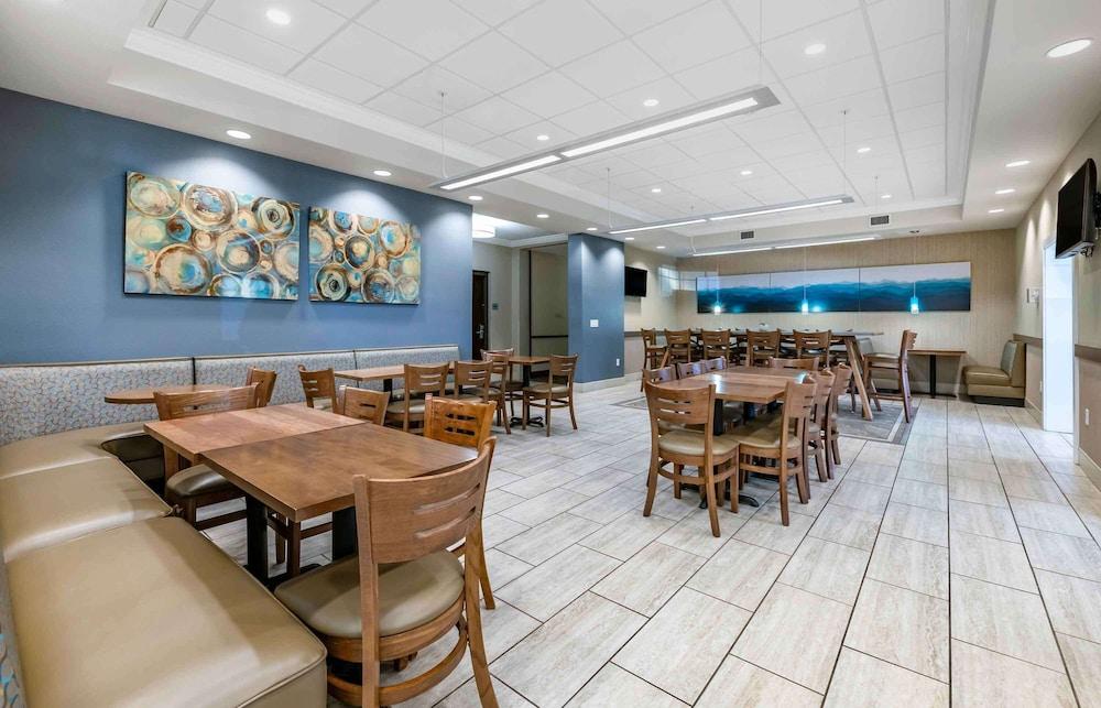 Extended Stay America Premier Suites Lakeland I4 photo 6
