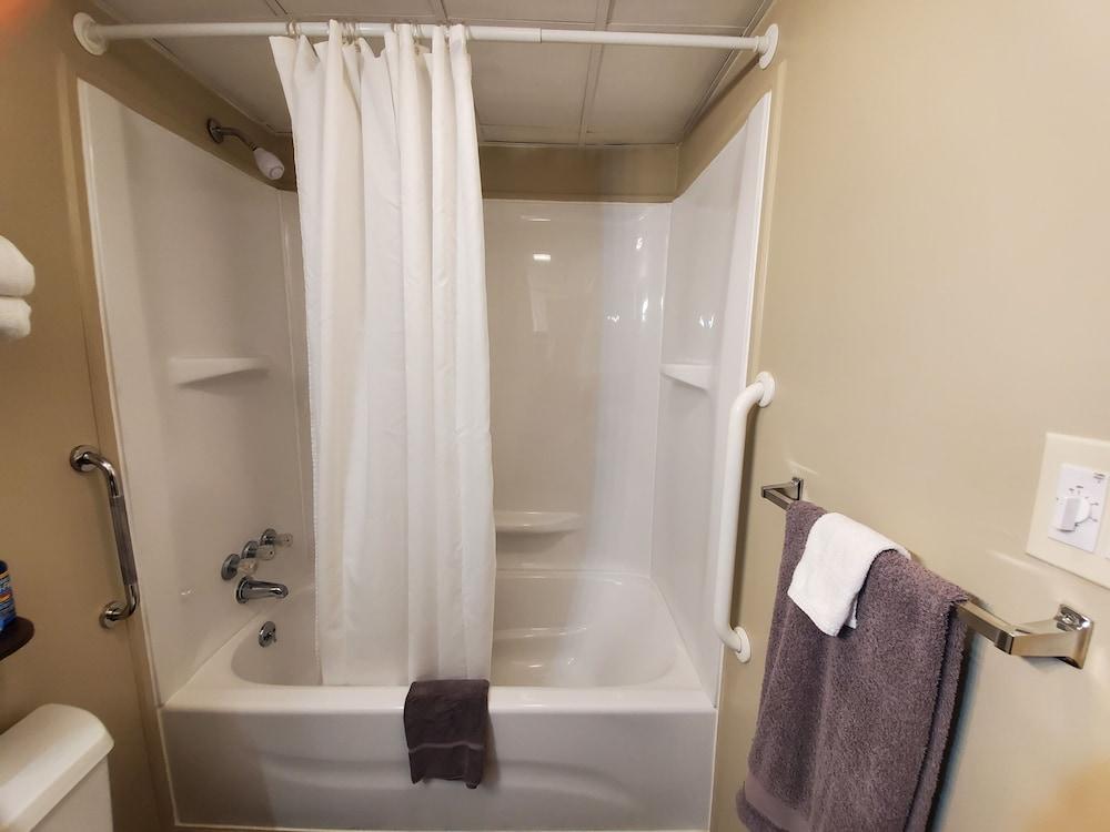 River Country Motor Lodge photo 63