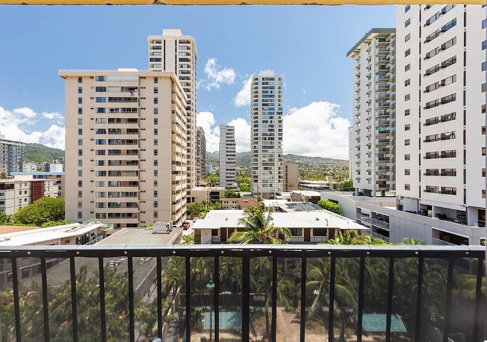 Castle Bamboo Waikīkī Hotel photo 56