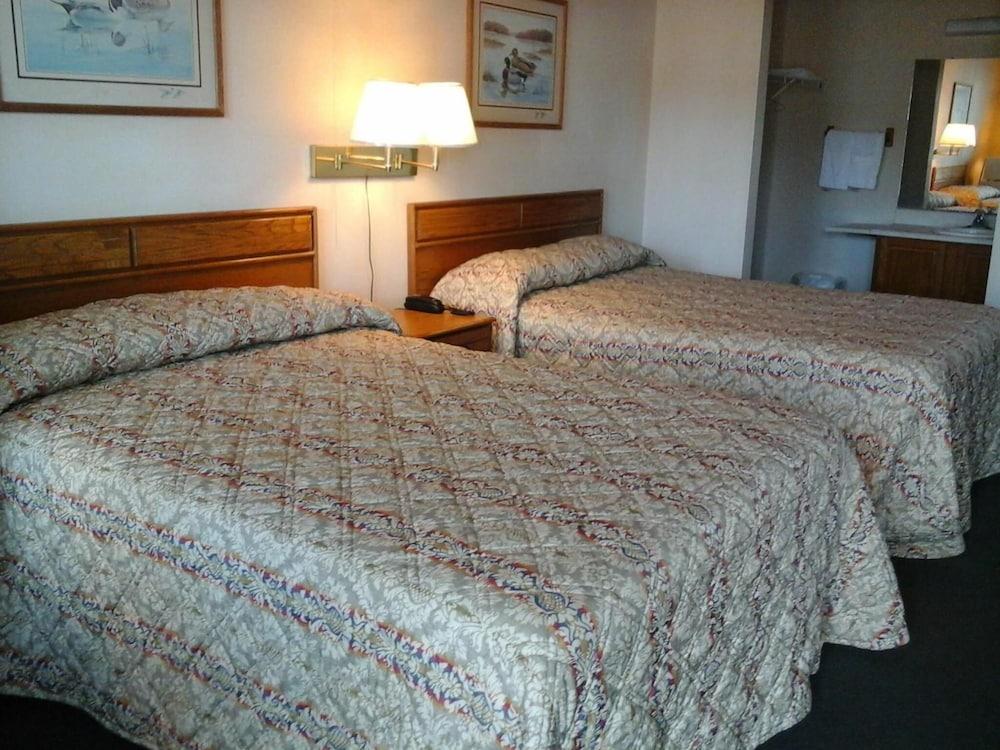 Royal Inn photo 3