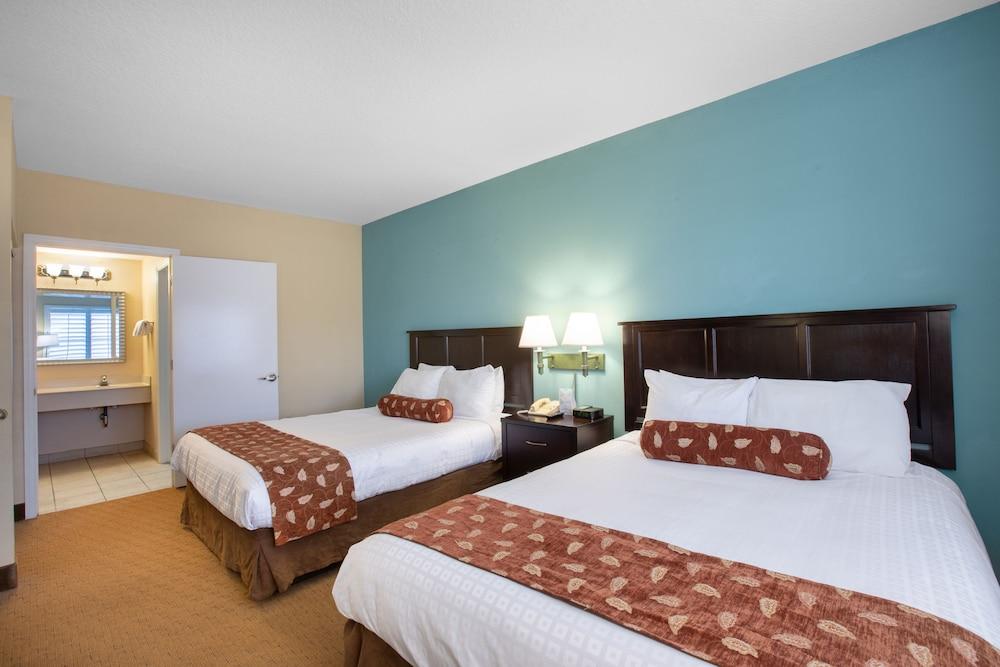 staySky Suites - I Drive Orlando photo 17