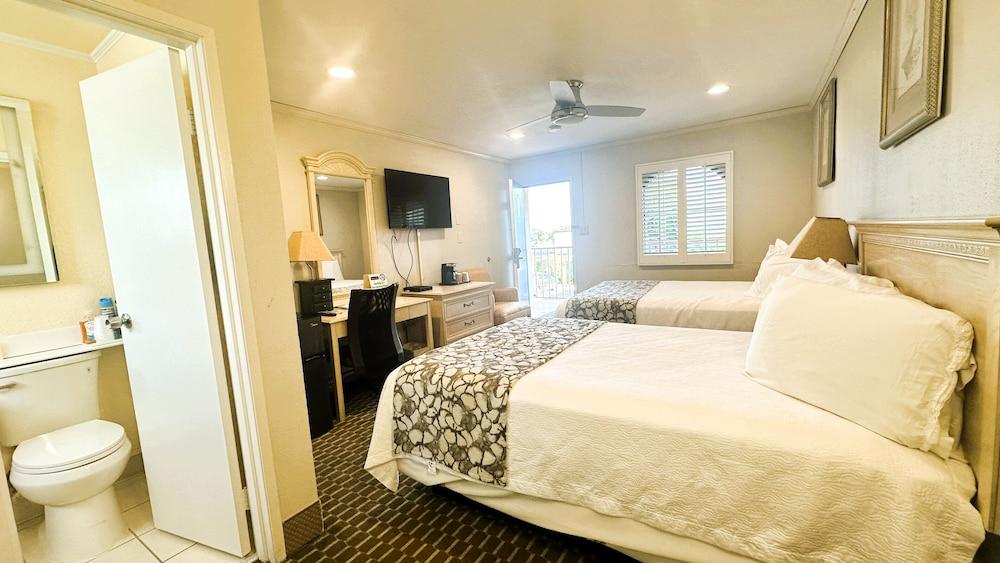 Atrium Inn photo 6