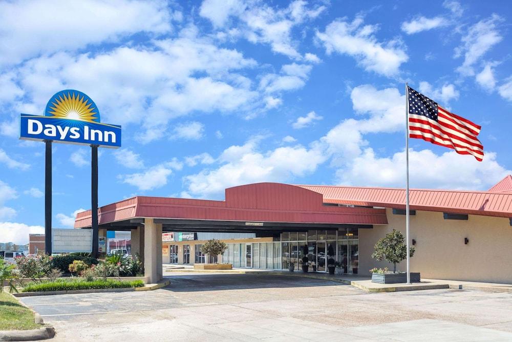 Days Inn by Wyndham Leesville photo 10