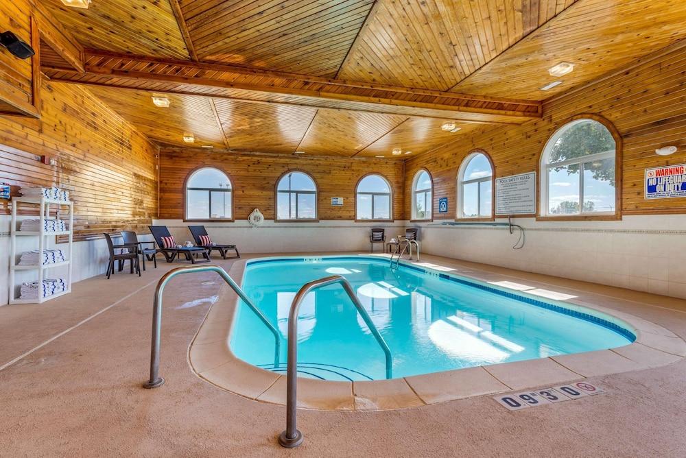 Comfort Inn & Suites near Route 66 — hotel in Lincoln