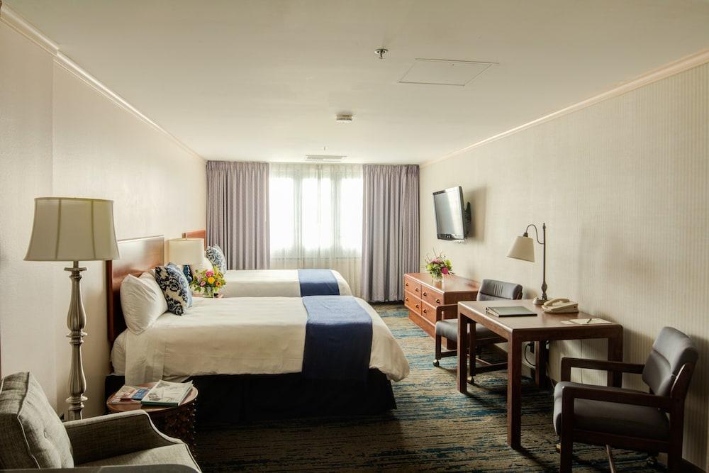 The Voyager Inn photo 17