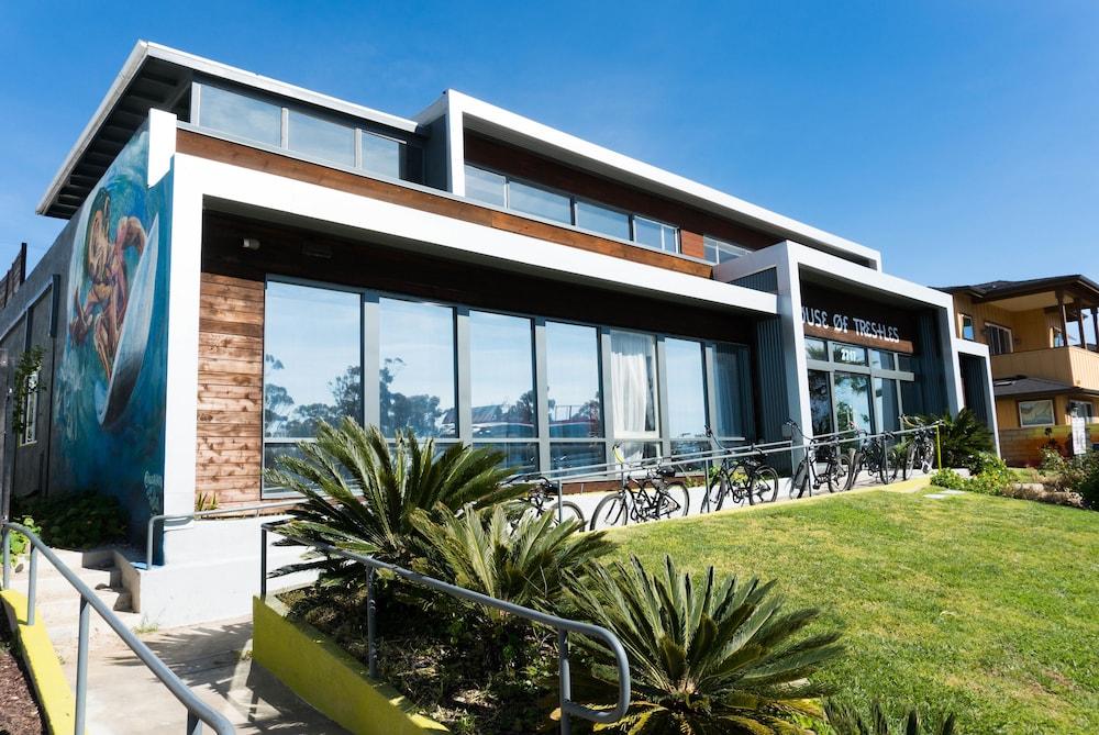 House of Trestles - Hostel photo 1