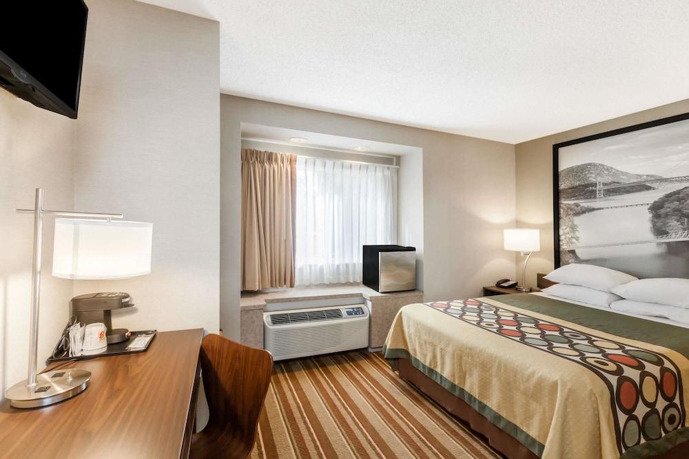 Super 8 by Wyndham Schenectady/Albany Area photo 10