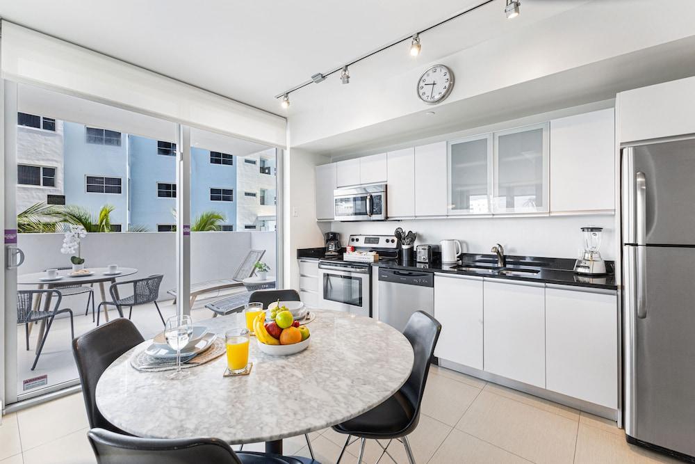 Dharma Home Suites Miami at Monte Carlo photo 44