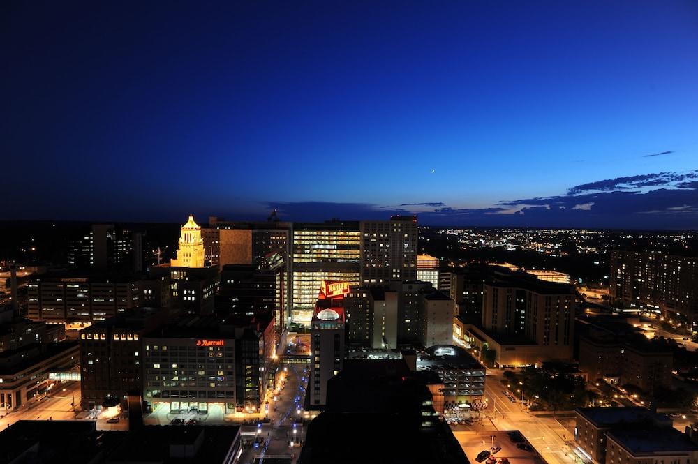 Marriott Rochester Mayo Clinic photo 52