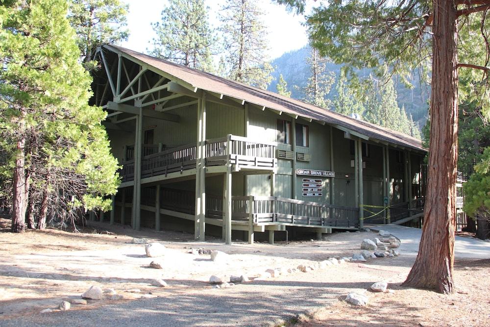 Cedar Grove Lodge photo 17