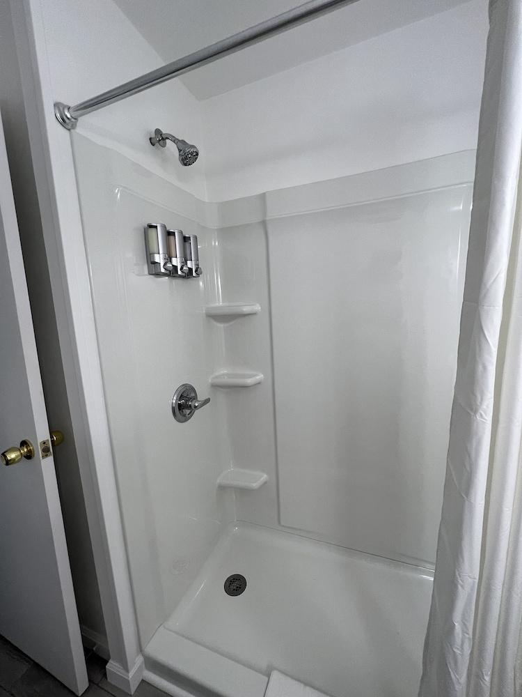 Voyager Inn photo 44